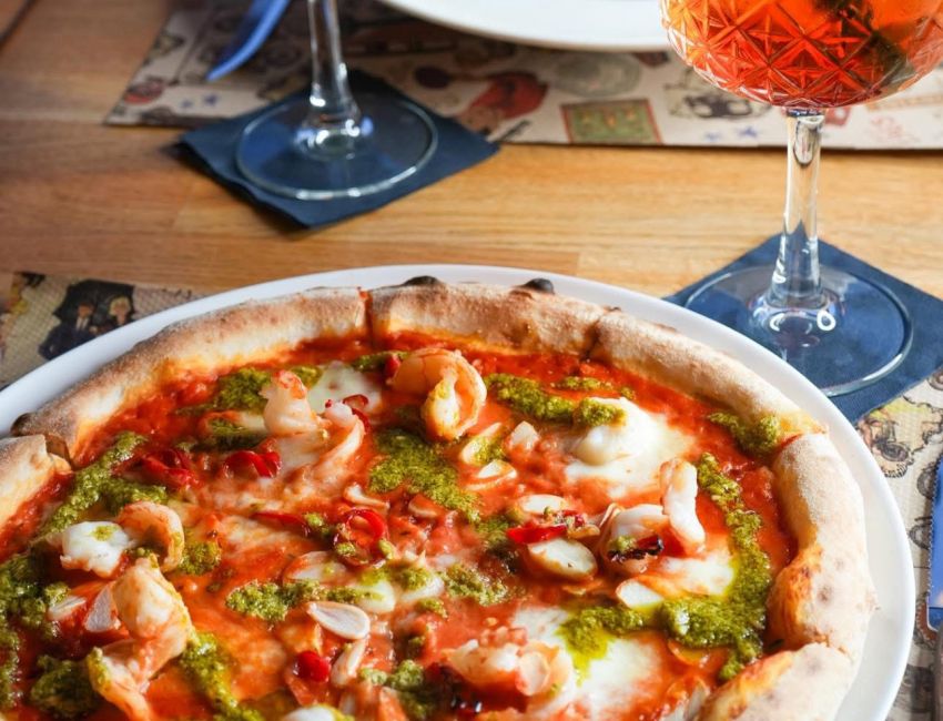 PIZZA